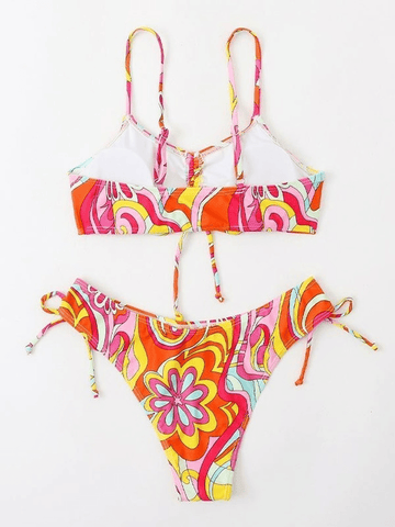 Conjunto de bikini con estampado floral de ondas