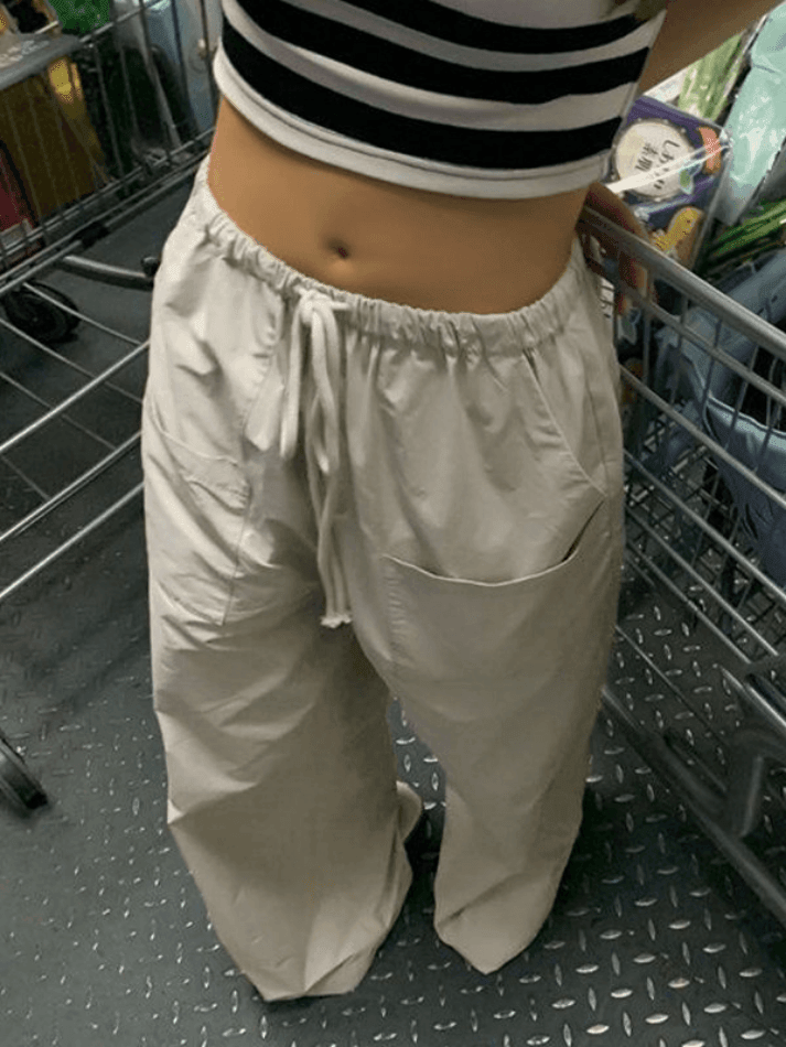 Pantalones cargo holgados tipo paracaídas Y2K